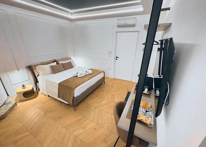 Boutique Suites - Palazzo Rodotà 1683